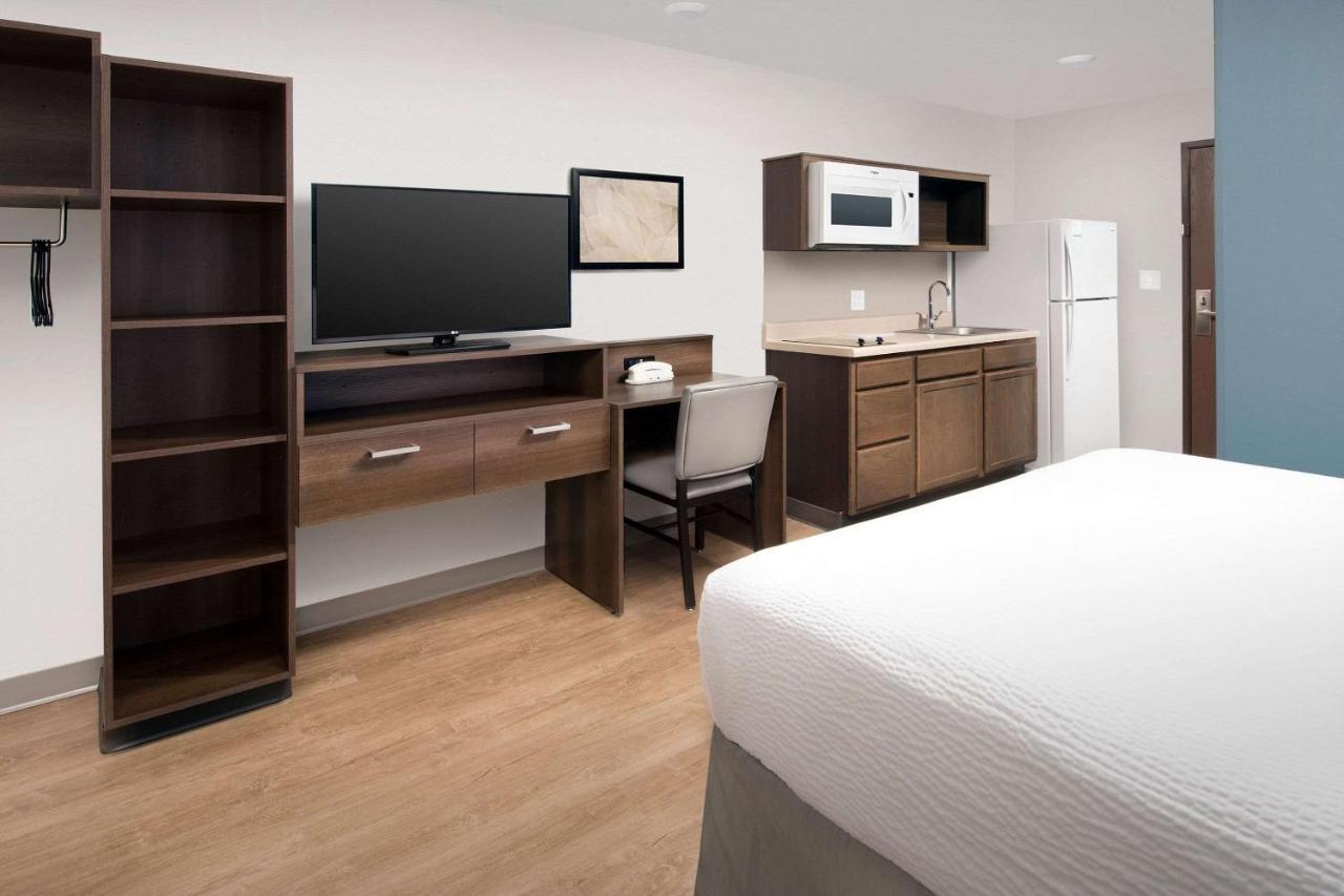 Woodspring Suites Chicago Tinley Park Exterior photo