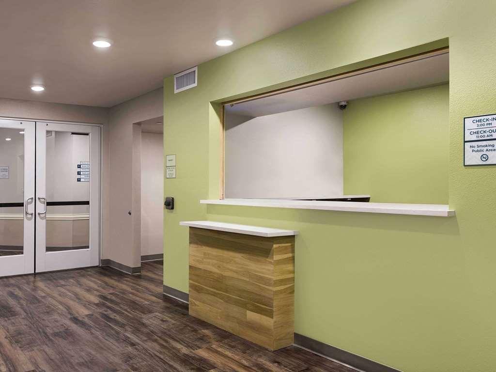 Woodspring Suites Chicago Tinley Park Interior photo